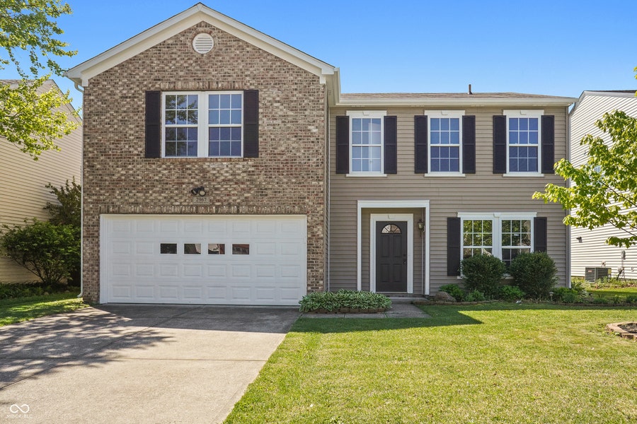 Property photo for 2967 Hearthside Drive, Greenwood, IN