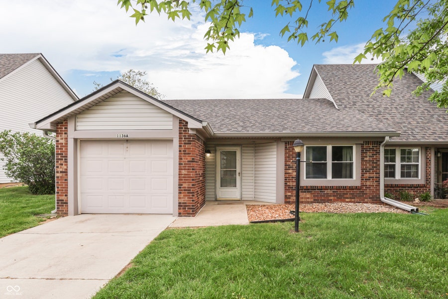 Property photo for 1136 Paradise Way N, Greenwood, IN