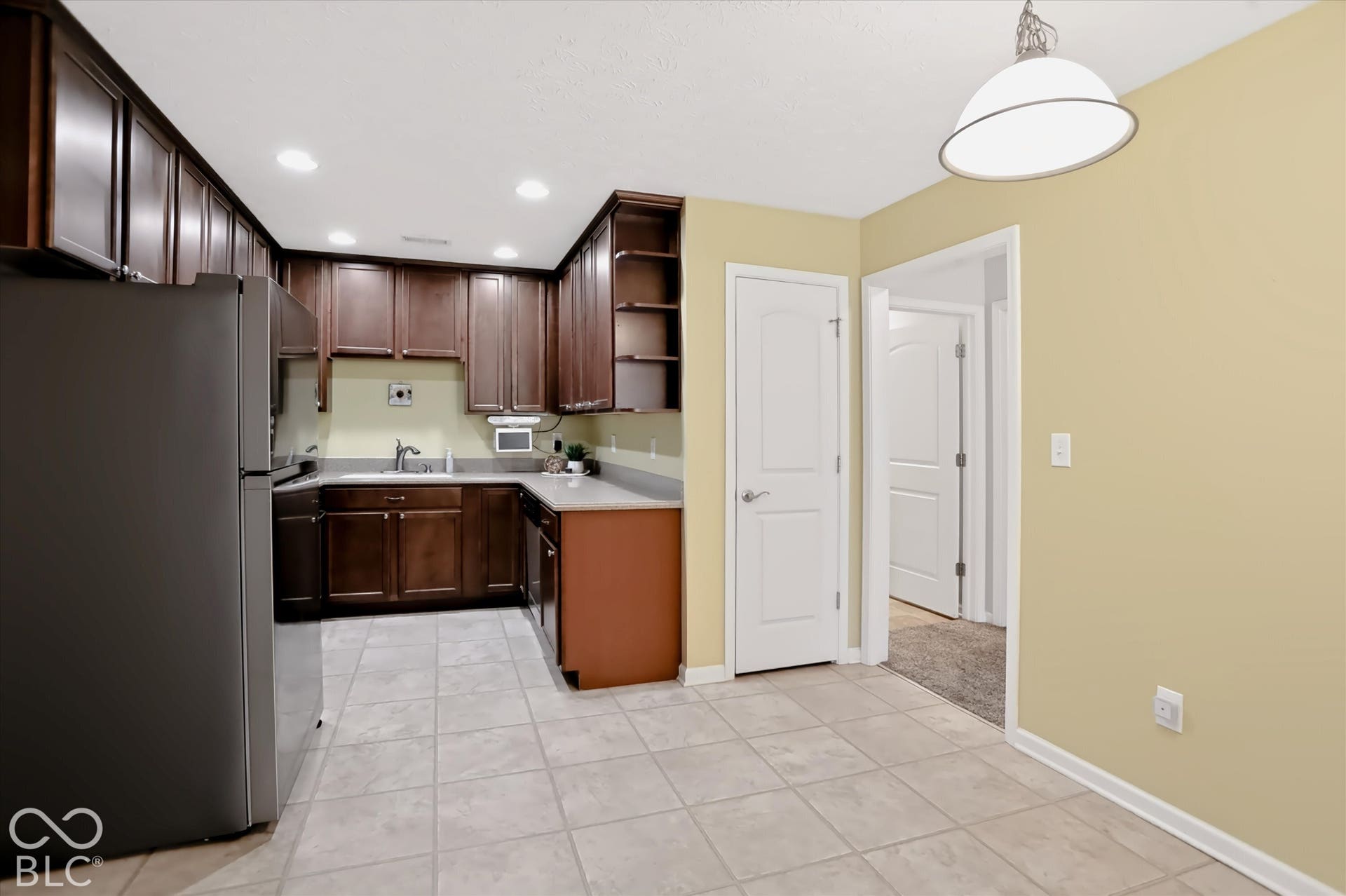 5517 Blairwood Drive, Indianapolis, IN 46237