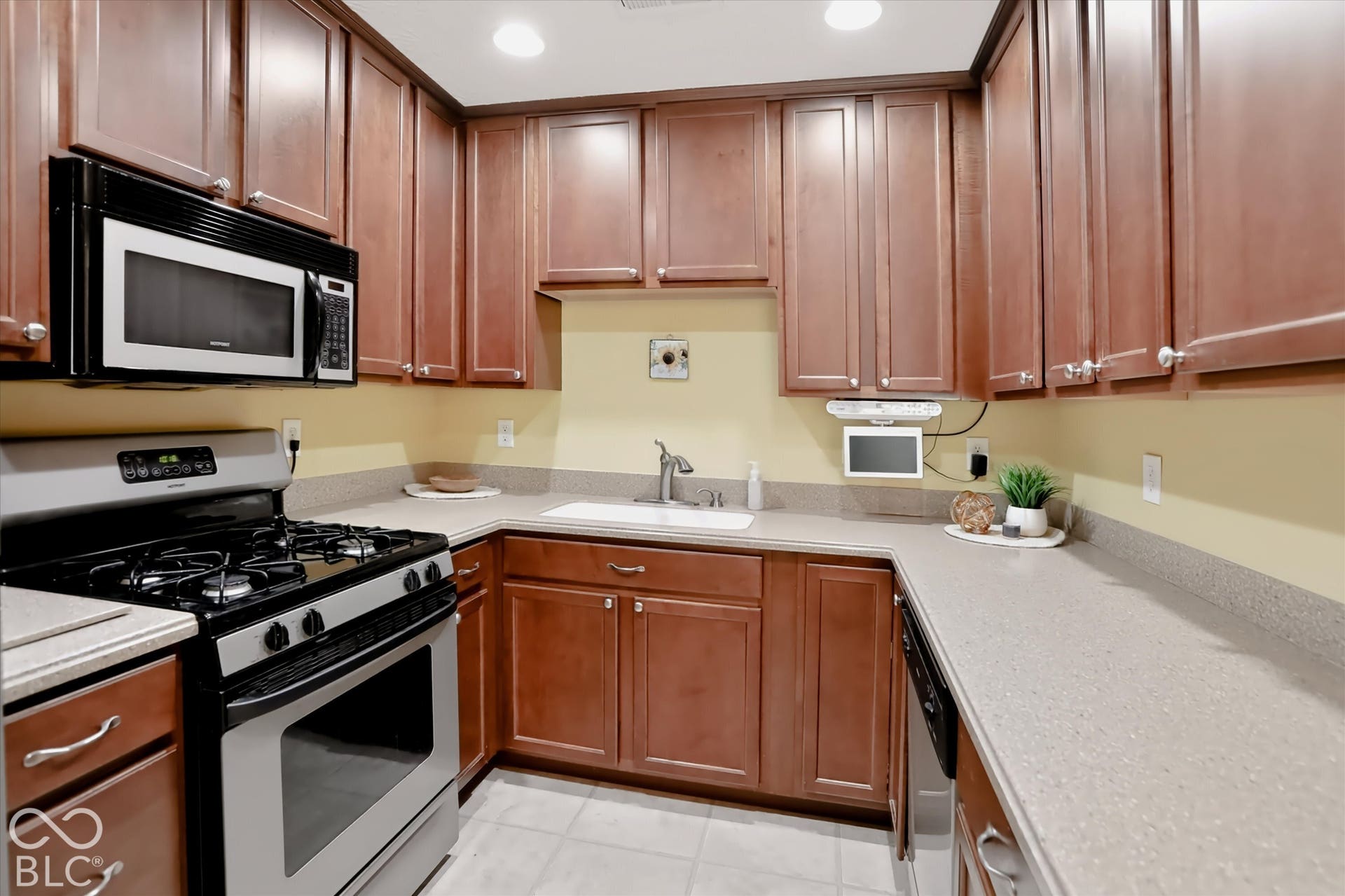 5517 Blairwood Drive, Indianapolis, IN 46237