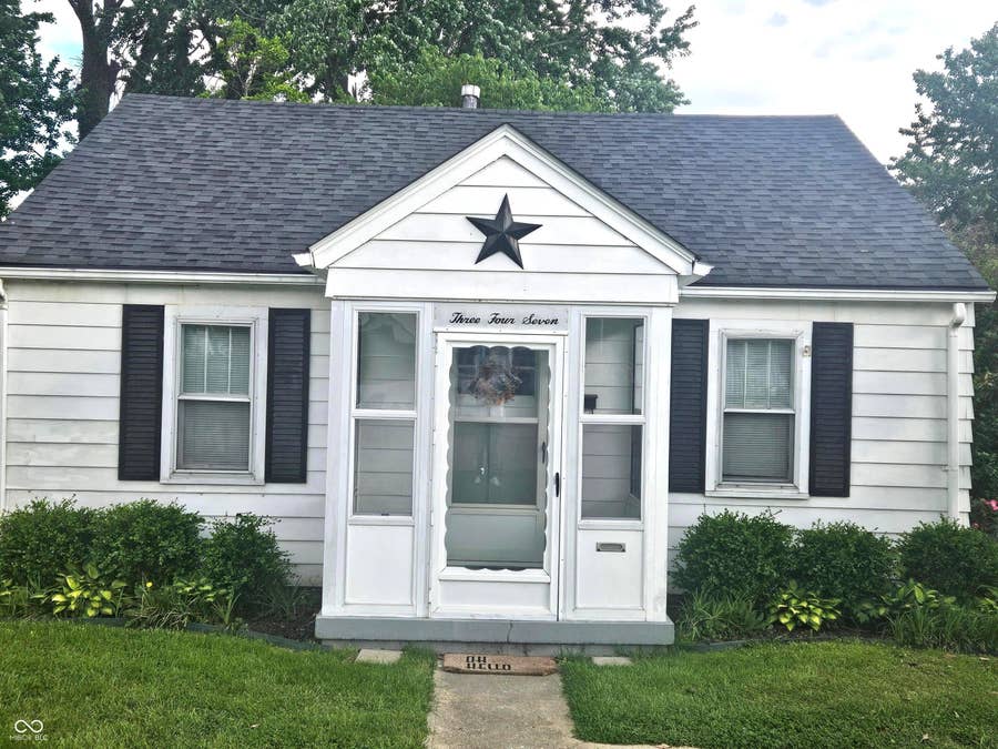 Property photo for 347 S Fern Street, Sellersburg, IN
