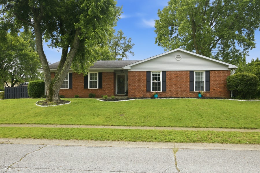 Property photo for 3035 Earl Drive, Indianapolis, IN
