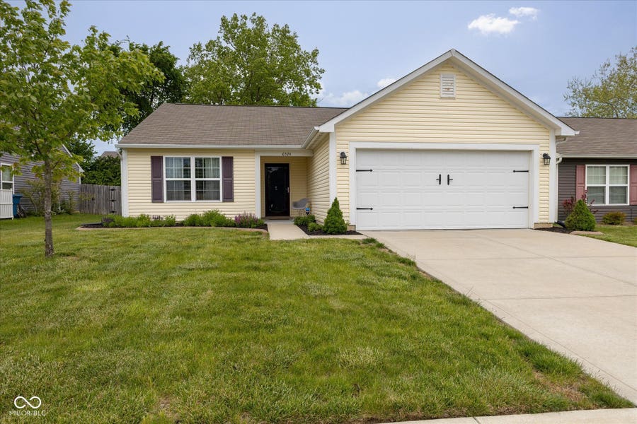 Property photo for 6524 Emerald Crossing Way, Indianapolis, IN