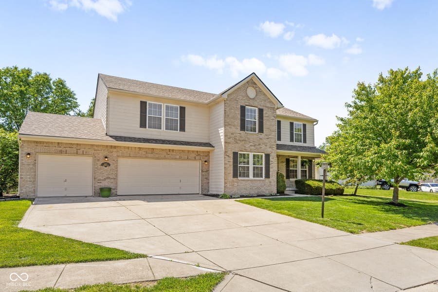 Property photo for 8117 Winterset Circle, Indianapolis, IN
