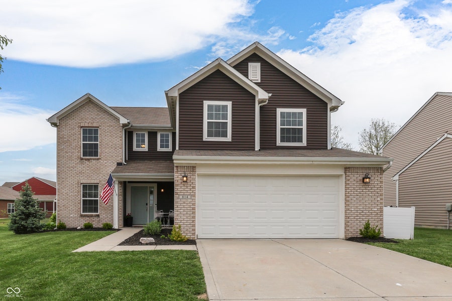 Property photo for 814 Cherry Tree Lane, Greenwood, IN