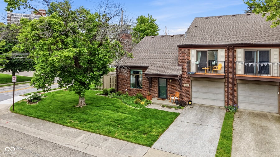 Property photo for 339 E Saint Clair Street, Indianapolis, IN
