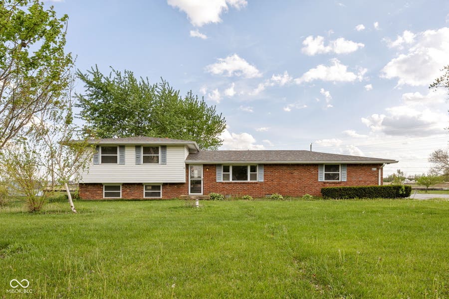 Property photo for 8233 E Thompson Road, Indianapolis, IN