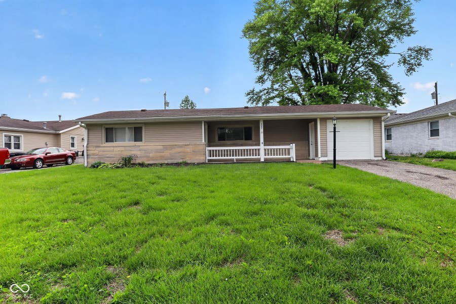 Property photo for 322 Meadow Lane, Plainfield, IN