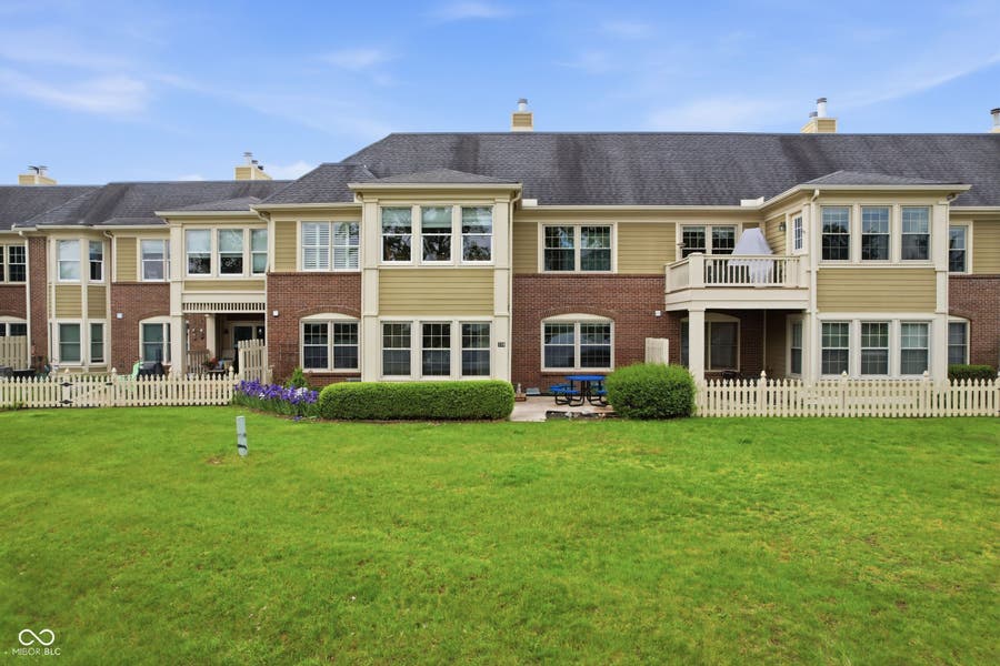 Property photo for 7601 Newport Bay Drive, Indianapolis, IN