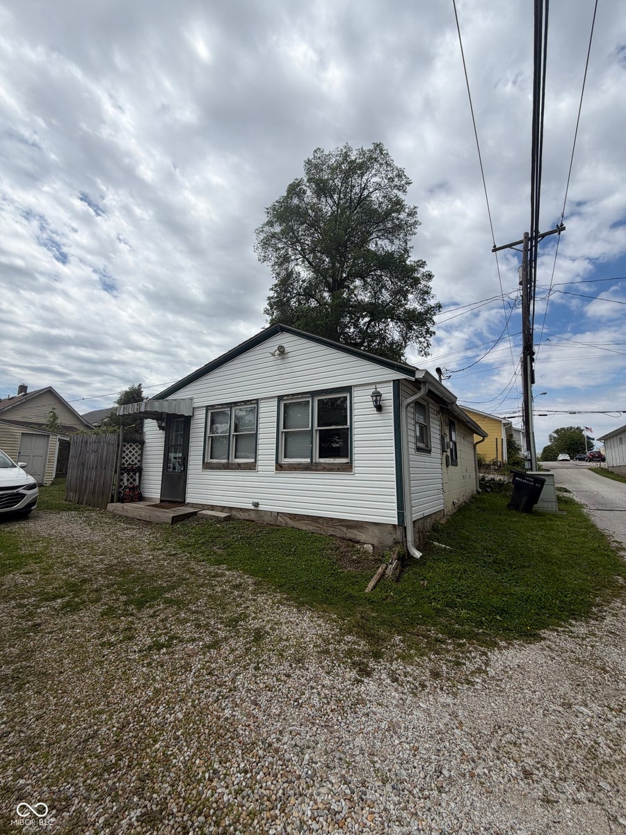 Property photo for 48-50 1/2 E Main Street, Mooresville, IN