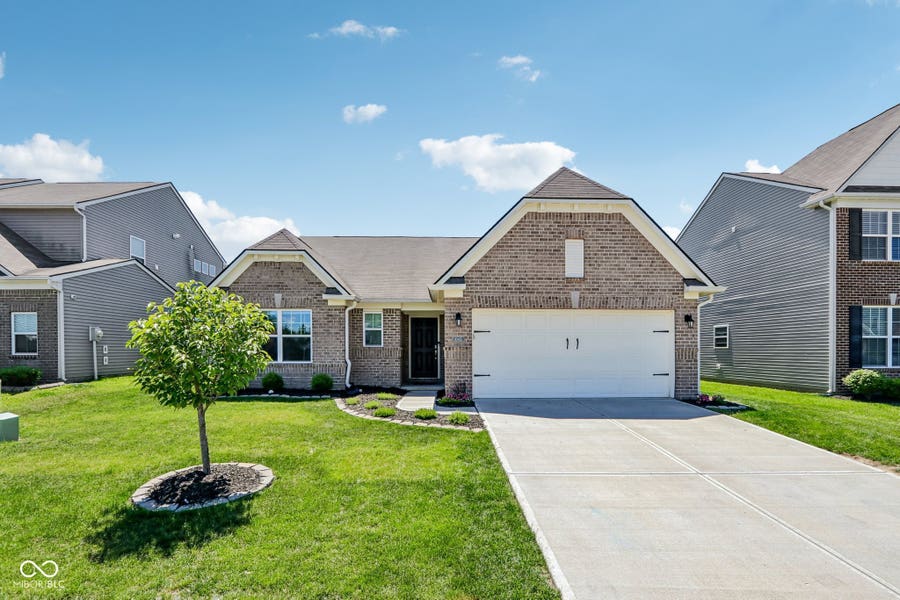 Property photo for 10413 Pintail Lane, Indianapolis, IN
