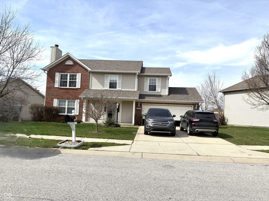 Property photo for 11052 Oakspring Drive, Indianapolis, IN