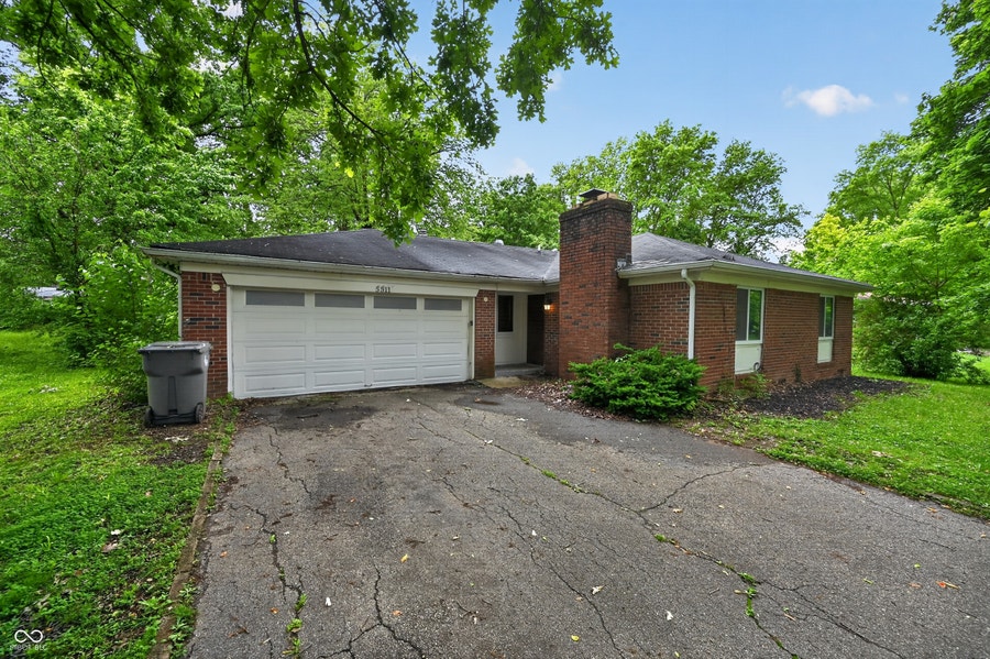 Property photo for 5511 Laurel Hall Drive, Indianapolis, IN