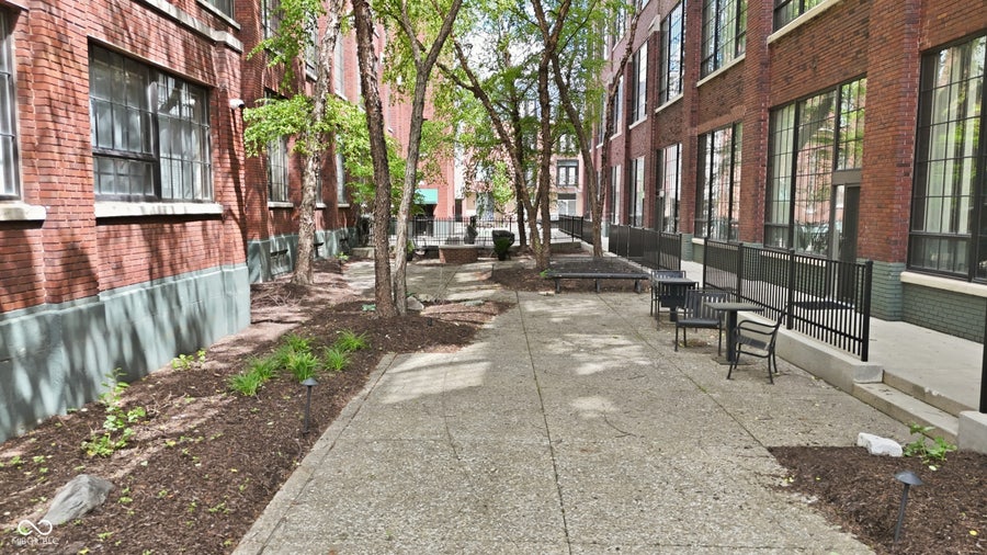 Property photo for 624 E Walnut Street, Indianapolis, IN