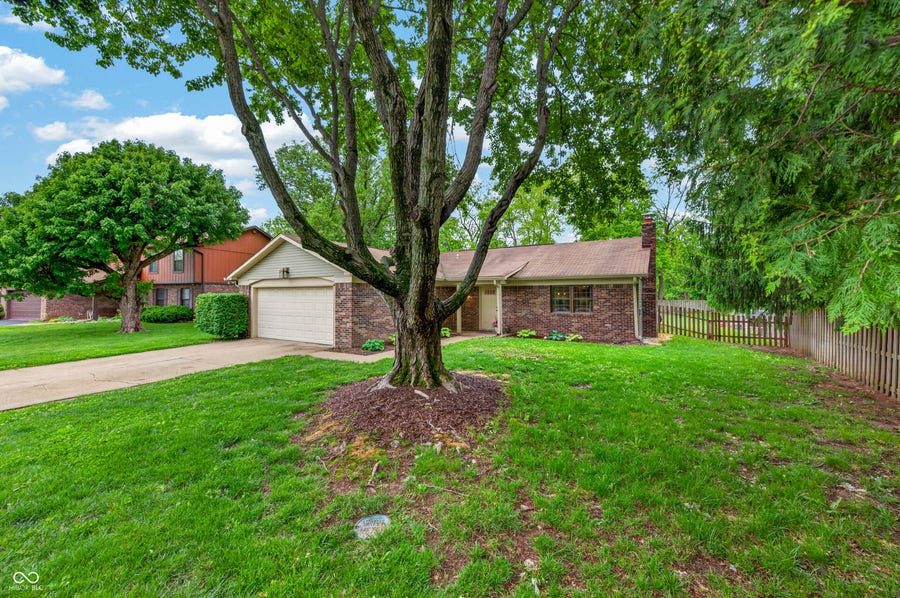 Property photo for 8414 Slippery Elm Court, Indianapolis, IN