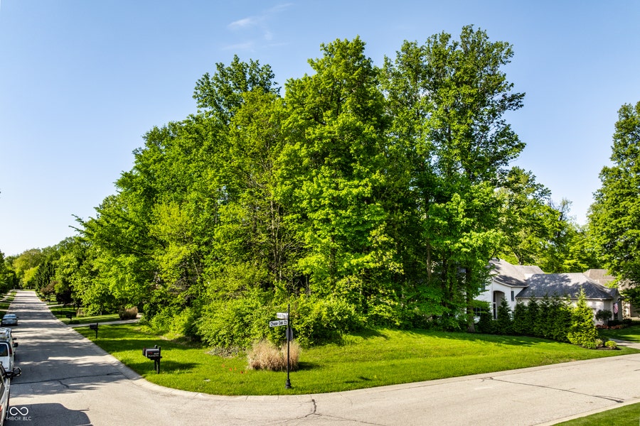 Property photo for 0 Chase Oak Court, Zionsville, IN