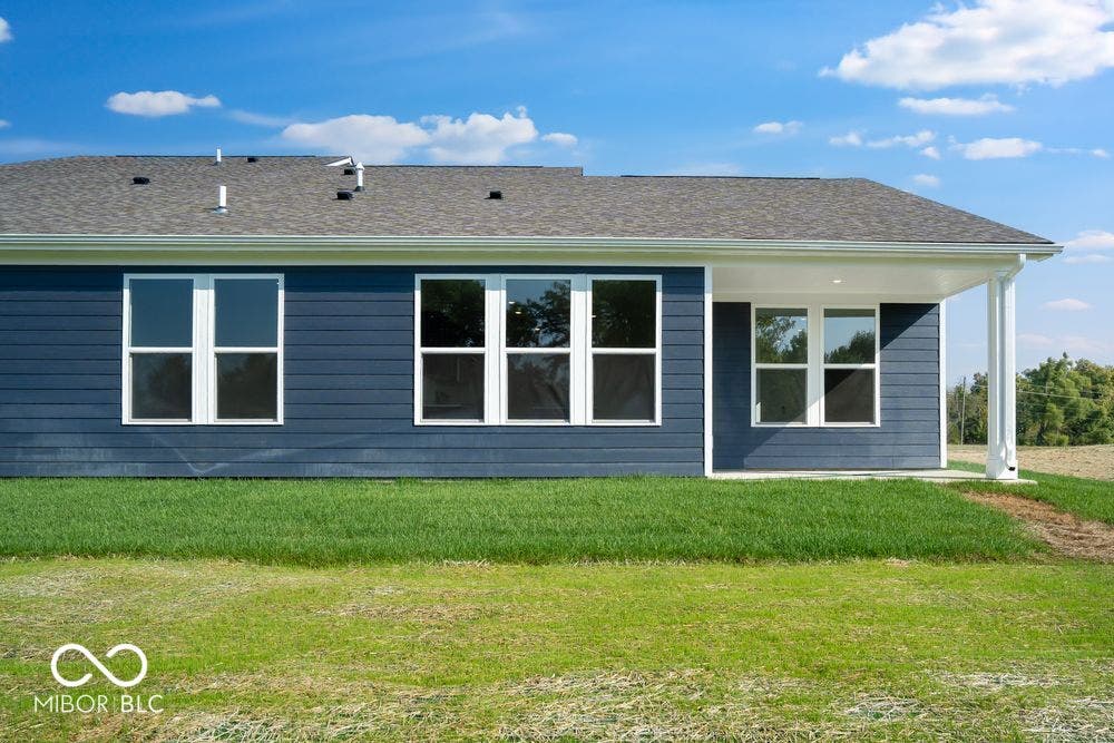 11131 Dressage Way, Indianapolis, IN 46239 11131 Dressage Way ~ Ready Now