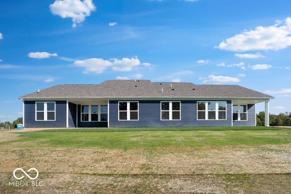 11131 Dressage Way, Indianapolis, IN 46239 11131 Dressage Way ~ Ready Now