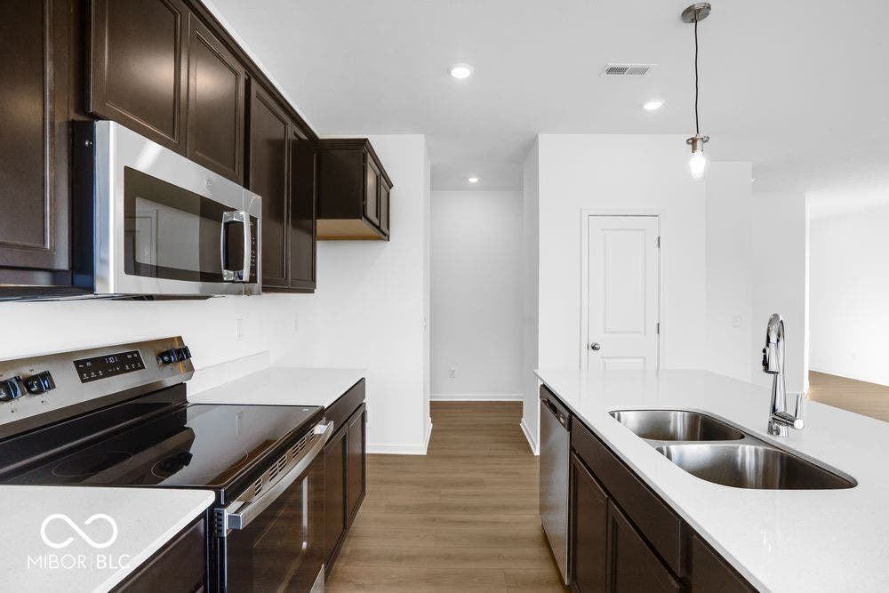 11131 Dressage Way, Indianapolis, IN 46239 11131 Dressage Way ~ Ready Now
