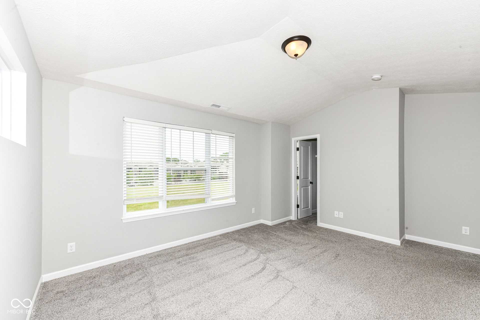 2934 W New York Street, Indianapolis, IN 46222