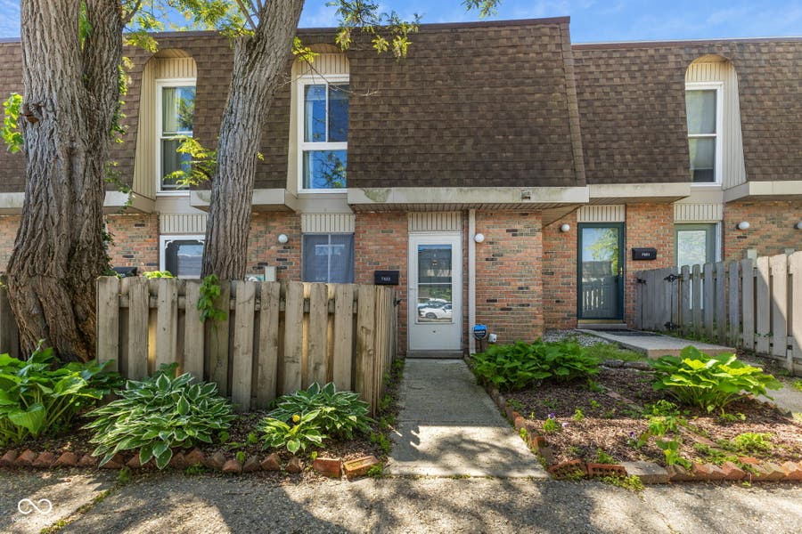Property photo for 7453 Country Brook Drive, Indianapolis, IN