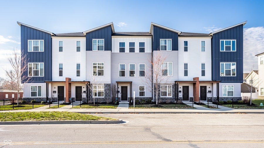 Property photo for 2907 Kirkbride Way, Indianapolis, IN