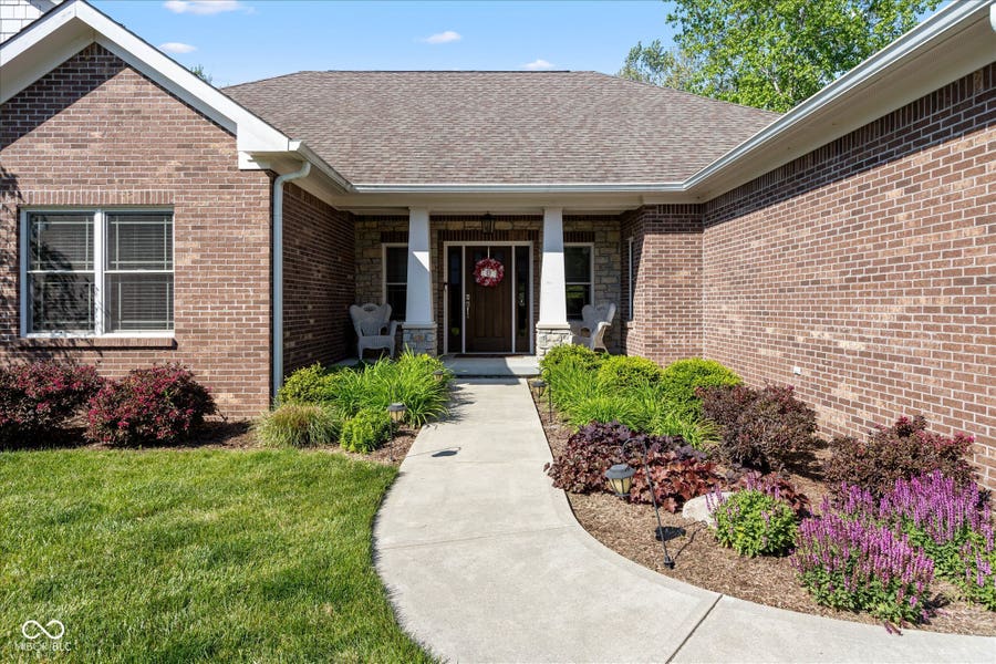 Property photo for 7628 Spring Ridge Way, Indianapolis, IN