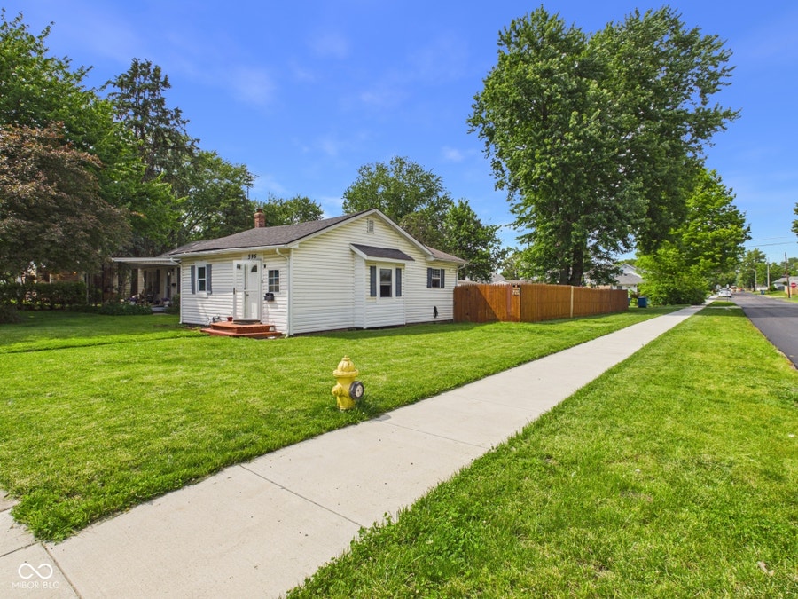 Property photo for 596 Christian Avenue, Noblesville, IN