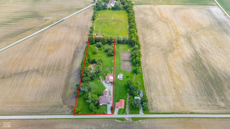 Property photo for 2513 W 300 S, Shelbyville, IN