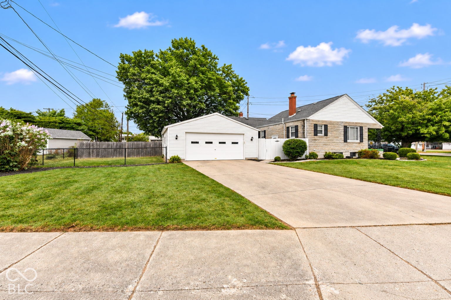 1828 N Lynhurst Drive, Indianapolis, IN 46224 1828 N Lynhurst Drive, Indianapolis, IN 46224