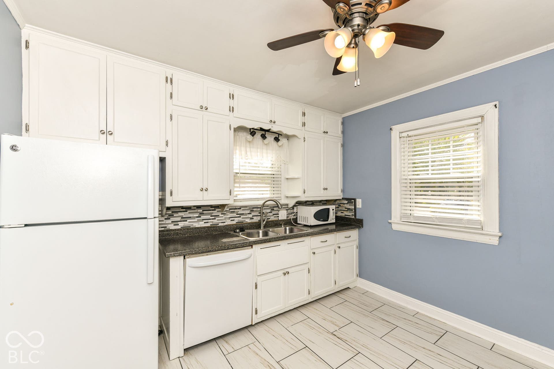 1828 N Lynhurst Drive, Indianapolis, IN 46224 1828 N Lynhurst Drive, Indianapolis, IN 46224