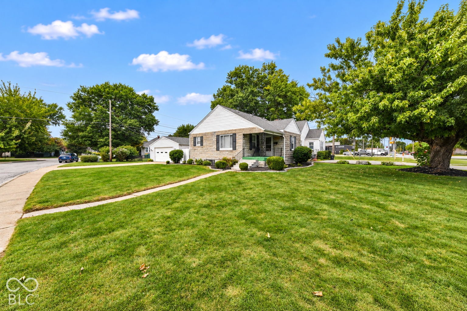 1828 N Lynhurst Drive, Indianapolis, IN 46224 1828 N Lynhurst Drive, Indianapolis, IN 46224