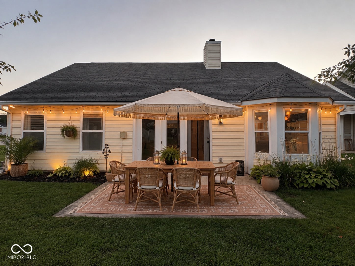 7335 Brackenwood Circle S, Indianapolis, IN 46260 Virtually Altered - Virtually Staged
