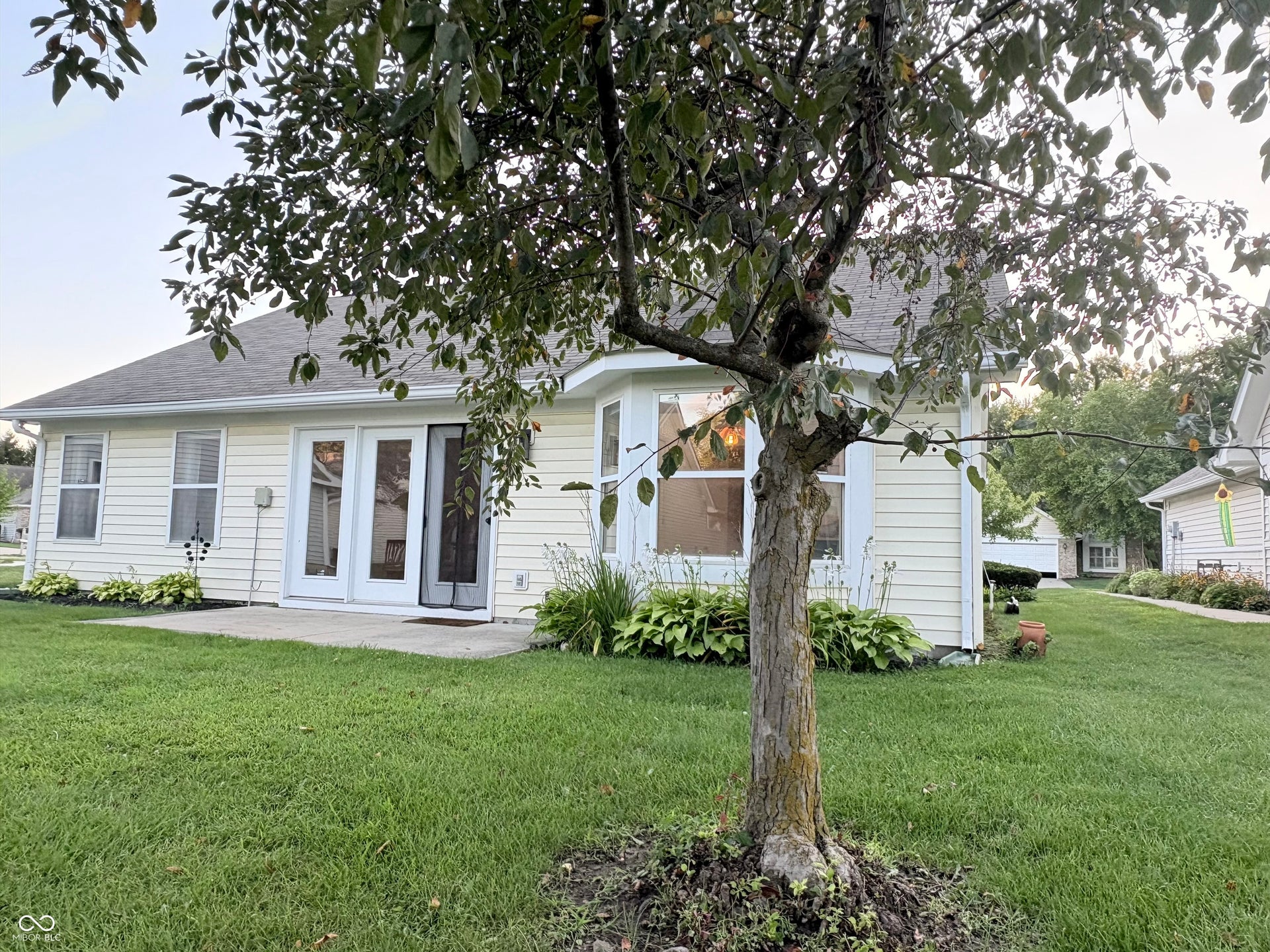 7335 Brackenwood Circle S, Indianapolis, IN 46260 7335 Brackenwood Circle S, Indianapolis, IN 46260