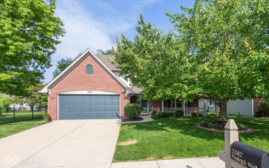 Property photo for 3387 Pineleigh Way, Greenwood, IN