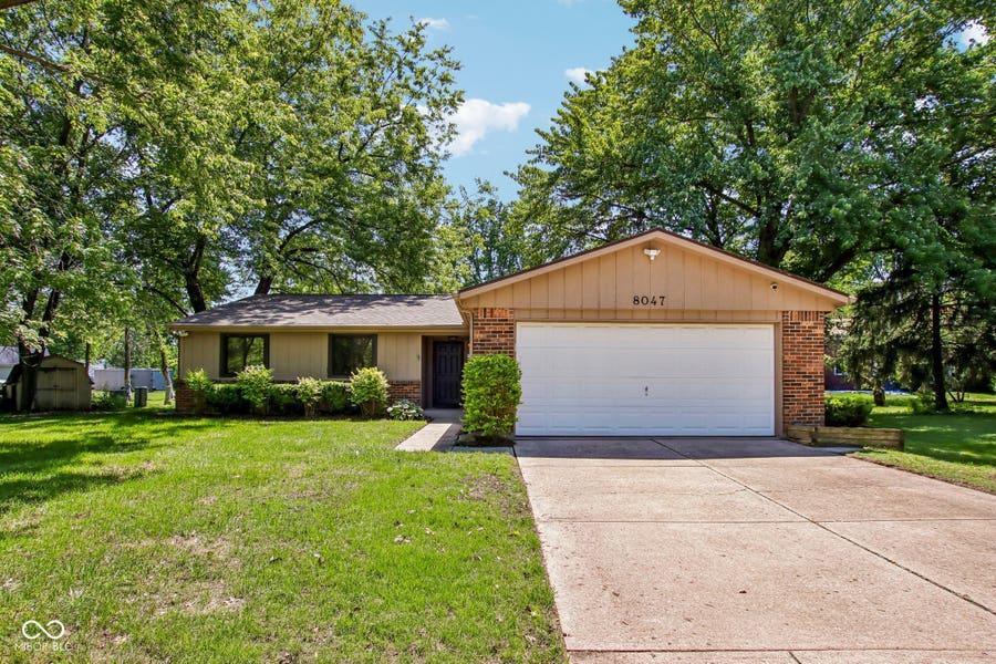 Property photo for 8047 Pebble Creek Court, Indianapolis, IN
