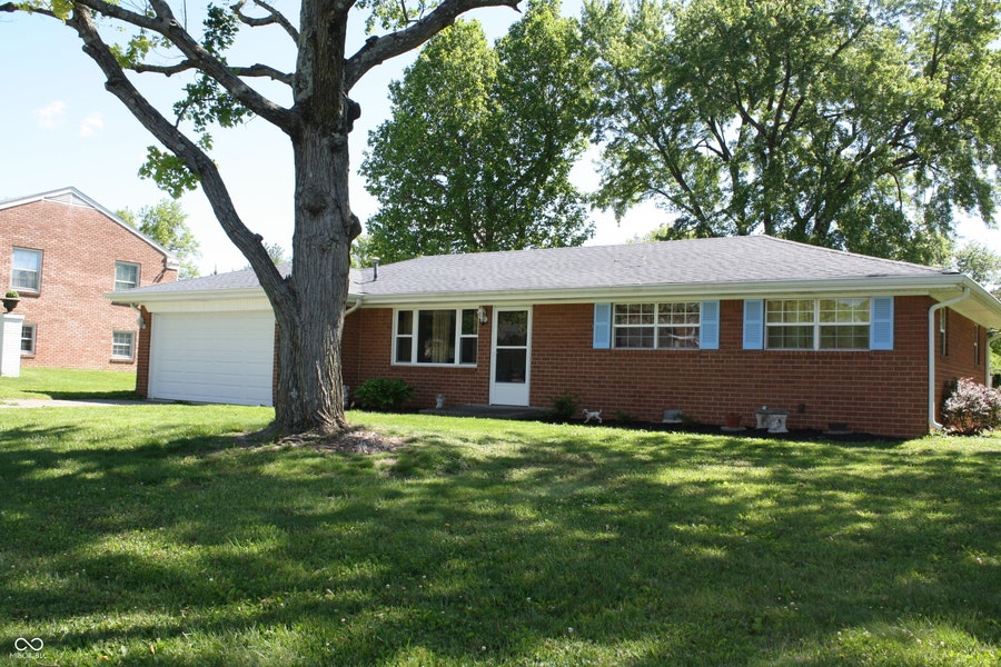 Property photo for 8221 S Delaware Street, Indianapolis, IN