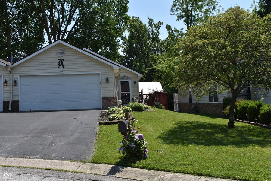 Property photo for 7625 Orchard Village Drive, Indianapolis, IN