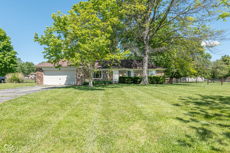 Property photo for 1405 Maria Lane, Avon, IN