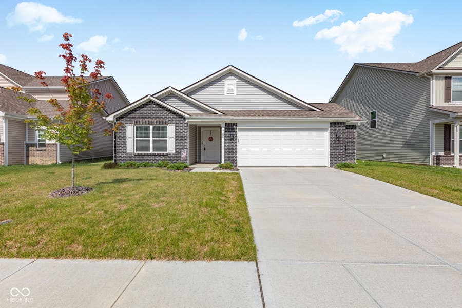 Property photo for 6302 Meadow Path Way, Indianapolis, IN