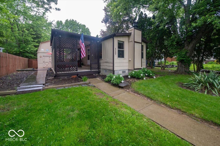 Property photo for 117 Cottonwood Drive, Cicero, IN