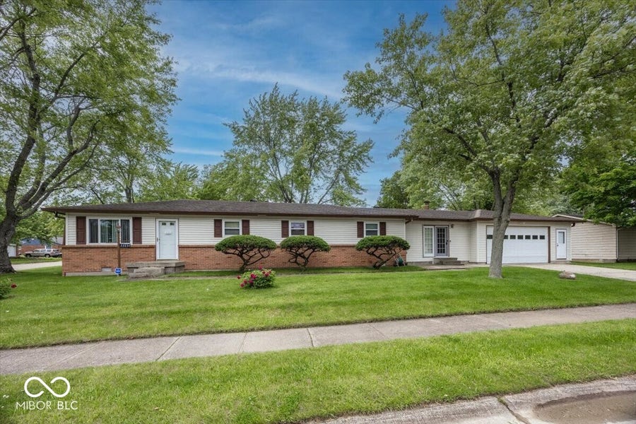 Property photo for 11151 Monroe Court, Indianapolis, IN