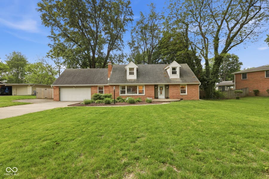 Property photo for 4845 Laurel Hall Drive, Indianapolis, IN