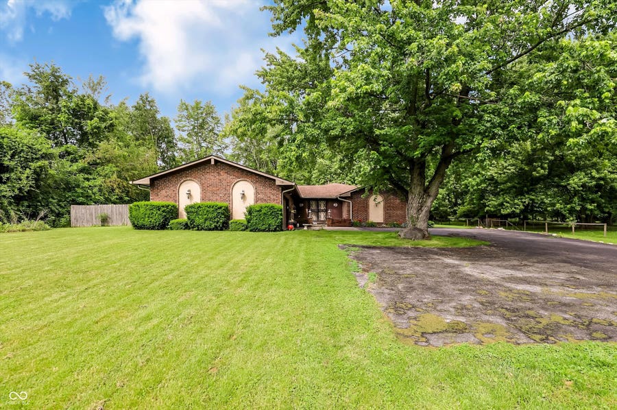 Property photo for 8916 S Franklin Road, Indianapolis, IN