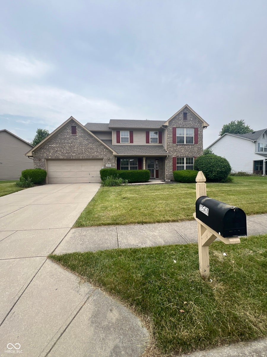 Property photo for 12564 Geist Cove Drive, Indianapolis, IN