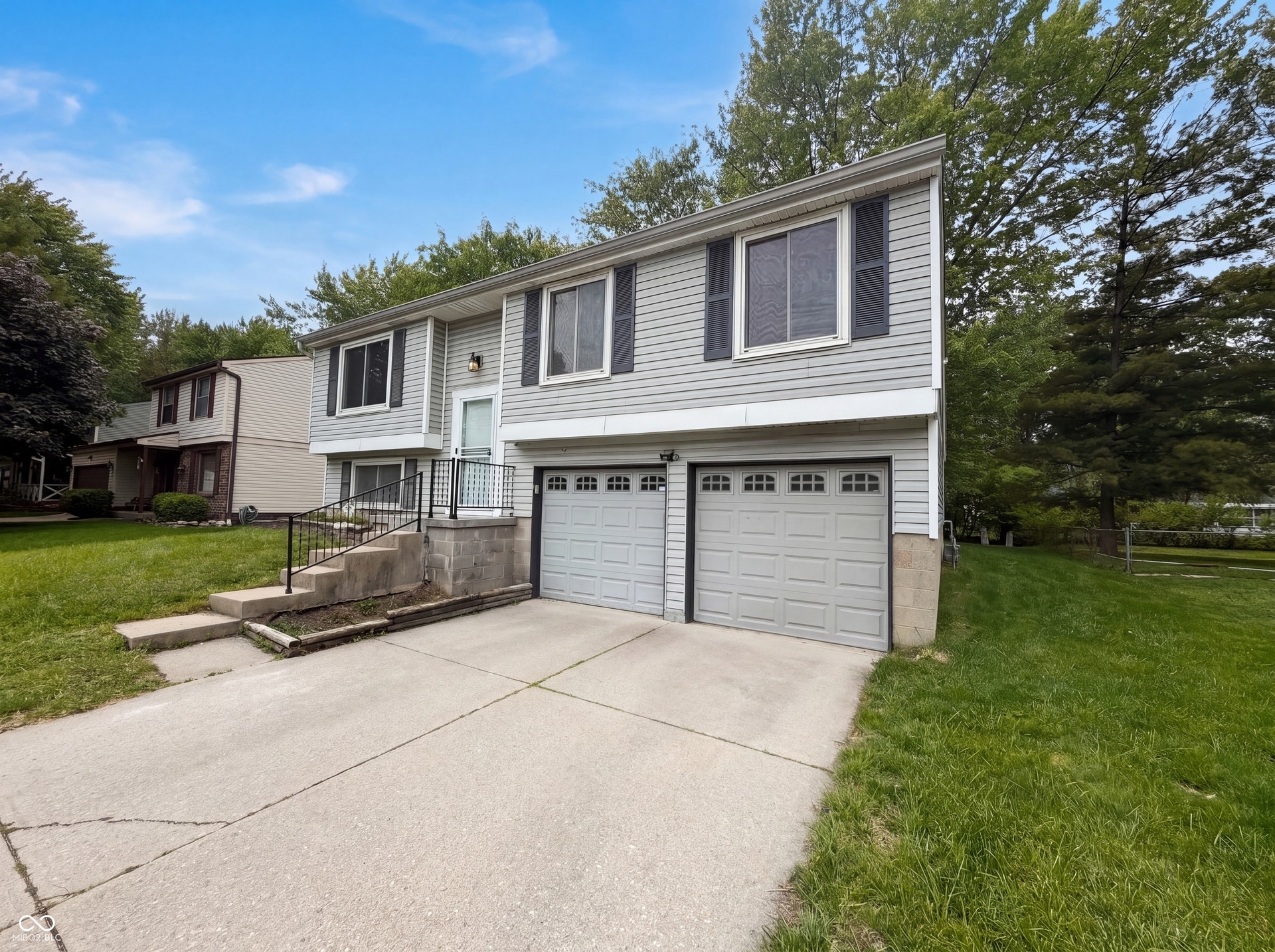 918 Bremerton Drive, Indianapolis, IN 46229 918 Bremerton Drive, Indianapolis, IN 46229