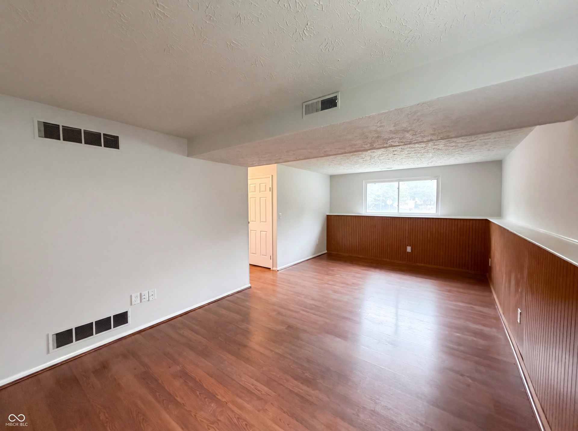 918 Bremerton Drive, Indianapolis, IN 46229 918 Bremerton Drive, Indianapolis, IN 46229