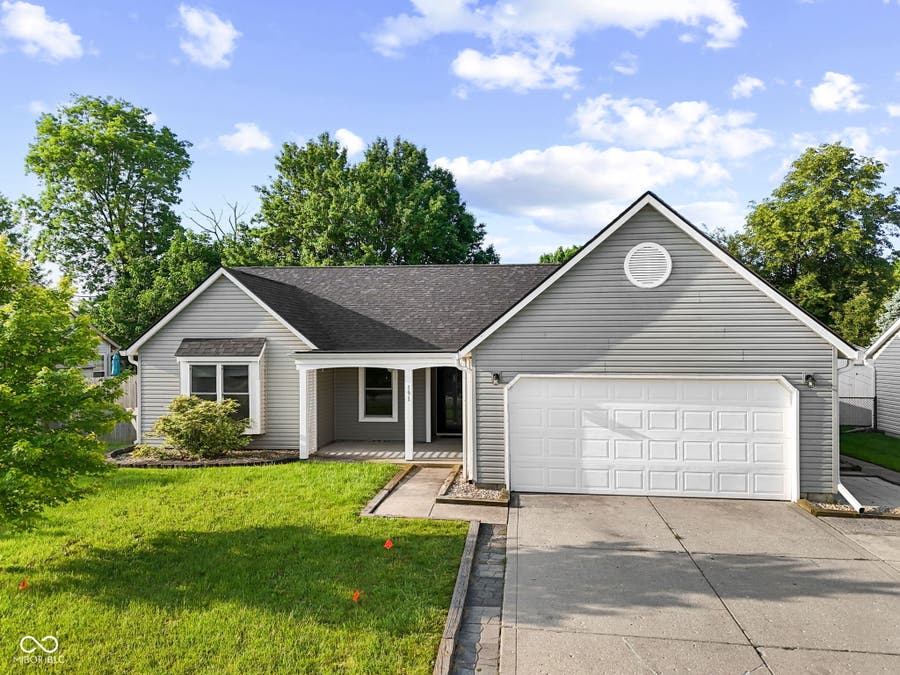 Property photo for 191 Suncrest Drive, Greenwood, IN