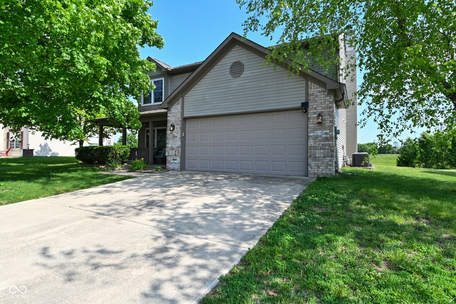 Property photo for 541 Yorktown Lane, Avon, IN