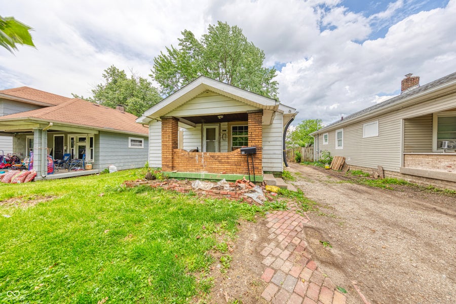 Property photo for 841 S Pershing Avenue, Indianapolis, IN